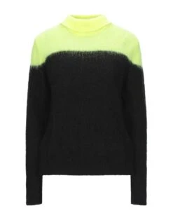 ..,MERCI Black Women‘s Turtleneck