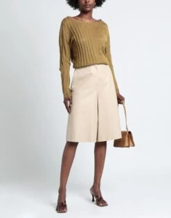 Clothing Sales Store -Clothing Sales Store 14211782wv 14 r