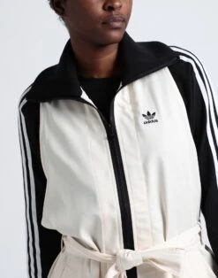 Clothing Sales Store -Clothing Sales Store 16224830hw 14 e